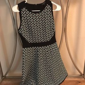 Dress white house black market